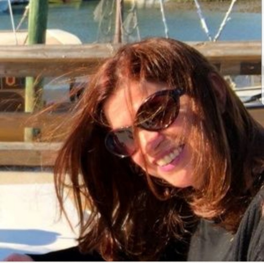 Meet your Posher, Deborah